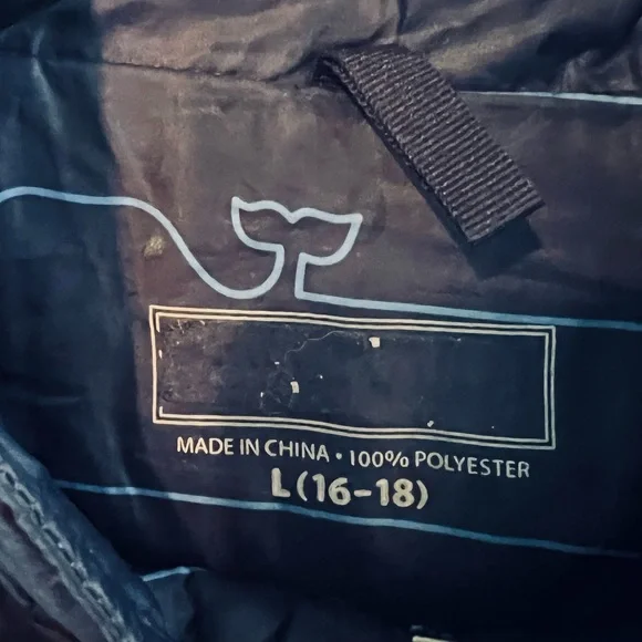 Vineyard Vines Boys Large Navy waterproof vest. - Picture 3 of 3